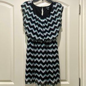 Love Reign Black/White/Light Blue Zig-zag Dress